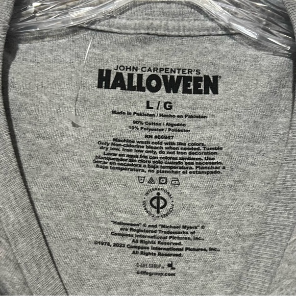 John Carpenter's Halloween Michael Myers Gray Front Graphic T-shirt Unisex Sz L - Picture 4 of 6